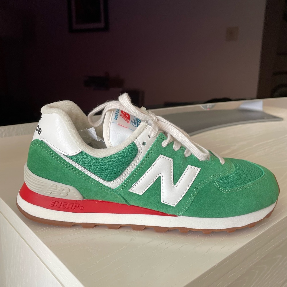 New, New Balance Classic 574 - Men’s, Varsity Green, Size 7 Medium